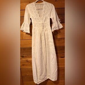 Elegant Vintage White Eyelet Lace Dress